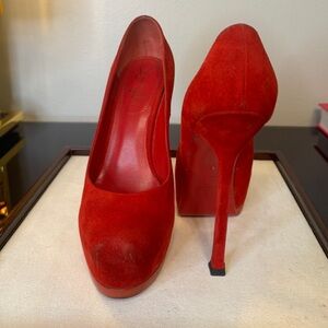 YSL TRIBTOO PUMPS; stunning red suede.